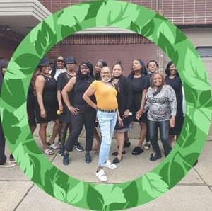 Meet your Posher, Dina